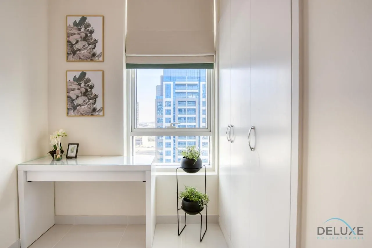 Fresh 2Br Apartment At Park Central Business Bay By Deluxe Holiday Homes Dubai